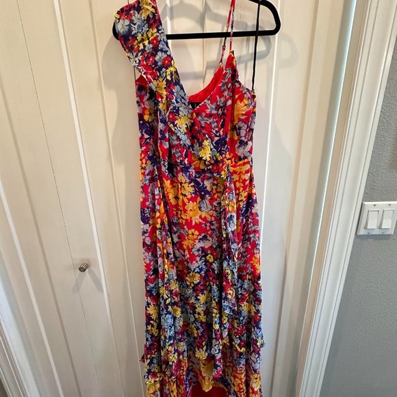 NWT Lulus “Radiant Ruby Red Floral Print” Chiffon Maxi Dress - Picture 5 of 8